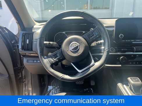 Used 2024 Nissan Pathfinder SV AWD/4WD image 16