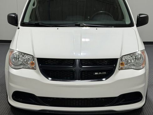 Used 2013 RAM C/V Tradesman image 3