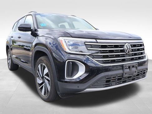 Used 2025 Volkswagen Atlas SE FWD image 36