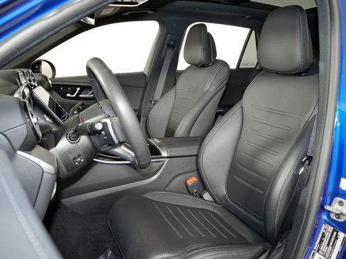 Certified 2025 Mercedes-Benz GLC 300 4MATIC image 13
