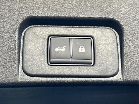 New 2026 Nissan Rogue SV FWD image 19