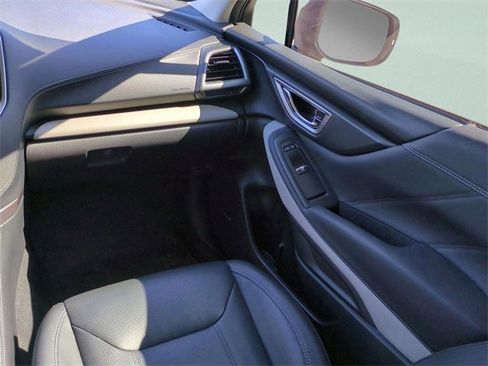 Used 2023 Subaru Forester Limited image 17