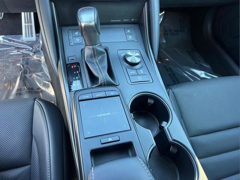 Certified 2023 Lexus IS 350 F Sport image 32