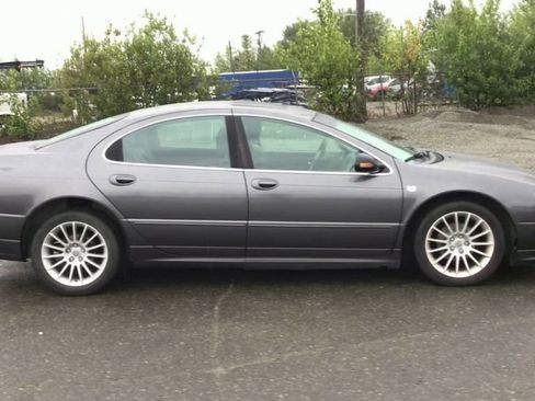 Used 2004 Chrysler 300M Special image 9