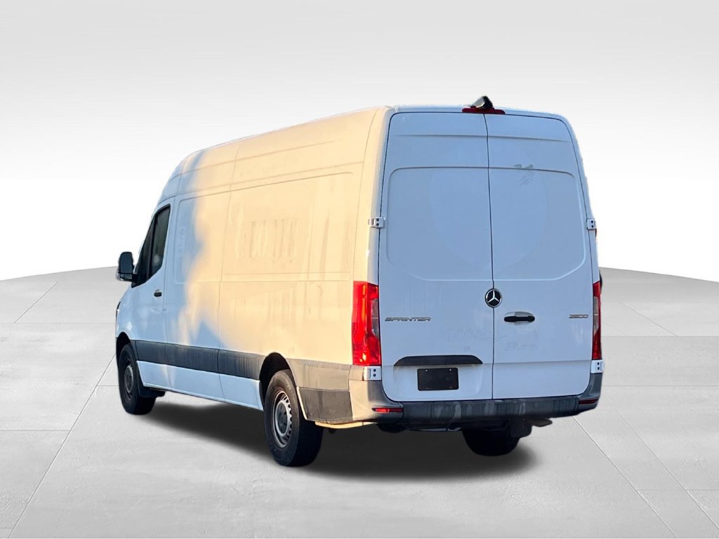Used 2021 Mercedes-Benz Sprinter 2500 image 7