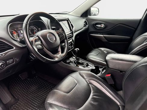 Used 2019 Jeep Cherokee Limited image 34