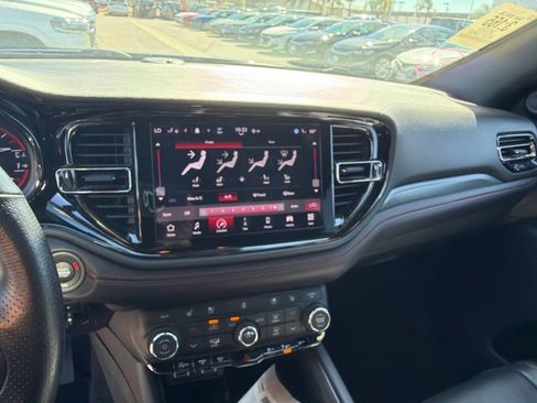 Used 2025 Dodge Durango GT AWD/4WD image 19