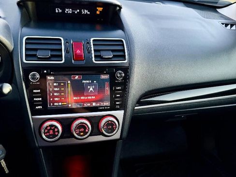 Used 2016 Subaru Crosstrek 2.0i Limited w/ Popular Package #2 image 17