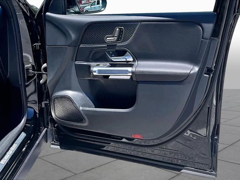 Certified 2026 Mercedes-Benz GLB 250 image 23