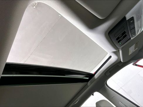 Used 2023 Nissan Rogue SL w/ SL Premium Package image 22