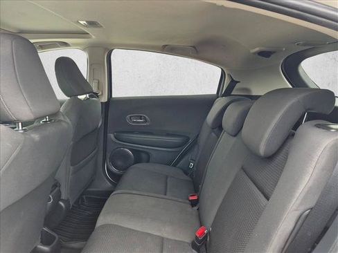 Used 2022 Honda HR-V EX image 16