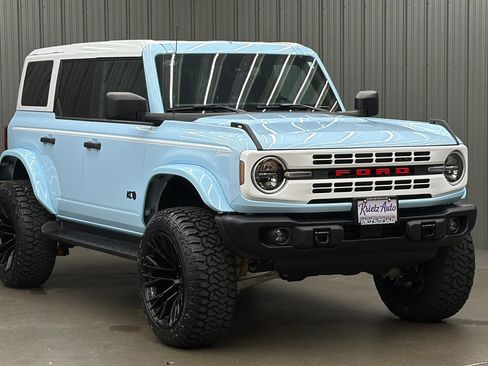 Used 2025 Ford Bronco Heritage Edition image 7