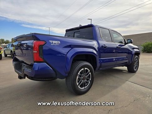 Used 2025 Toyota Tacoma TRD Sport w/ TRD Sport Premium Package AWD/4WD image 6