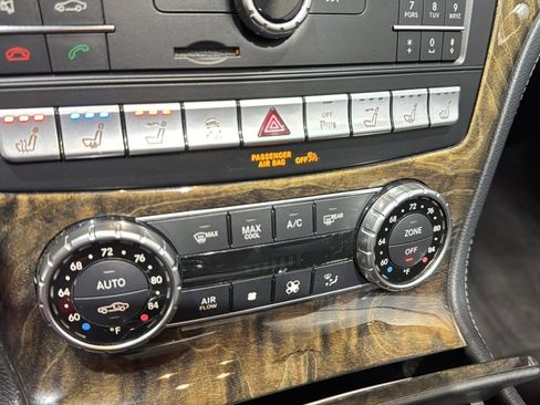 Used 2017 Mercedes-Benz SL 450 image 21