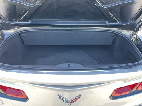 Used 2017 Chevrolet Corvette Stingray Convertible RWD image 24