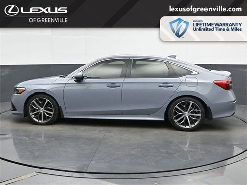 Used 2022 Honda Civic Touring image 5