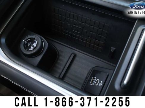 Used 2025 Ford Expedition Platinum AWD/4WD image 47