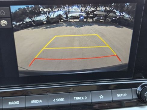 Certified 2023 Kia Forte LXS image 7