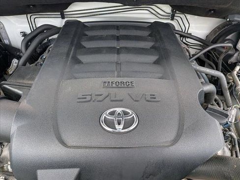 Used 2020 Toyota Tundra SR5 w/ SR5 Upgrade Package image 21