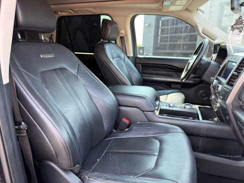Used 2021 Ford Expedition Platinum AWD/4WD image 12