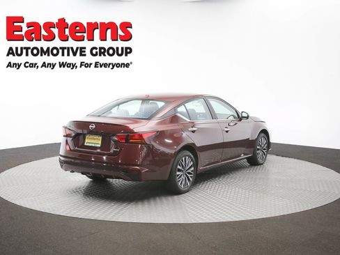 Used 2025 Nissan Altima 2.5 SV AWD/4WD image 36
