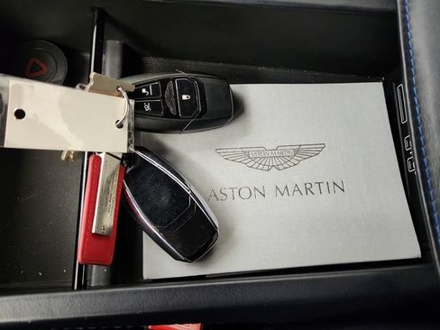 Used 2017 Aston Martin DB11 V12 RWD image 26