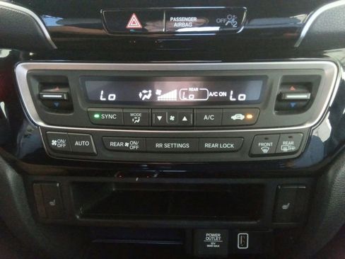 Used 2021 Honda Passport Touring image 26