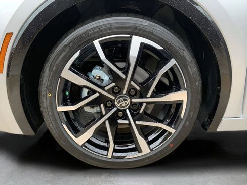 New 2026 Toyota Prius XSE image 30