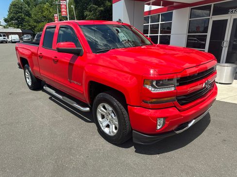 Used 2017 Chevrolet Silverado 1500 LT w/ All Star Edition AWD/4WD image 2