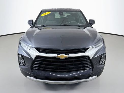 Used 2021 Chevrolet Blazer LT FWD image 2