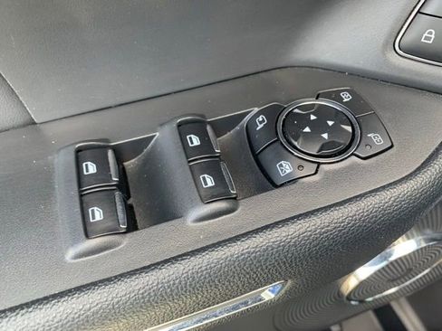 Certified 2024 Ford Expedition XLT image 11