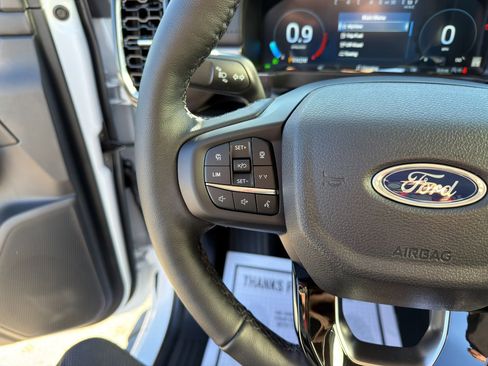 New 2025 Ford Ranger Lariat w/ Black Appearance Package AWD/4WD image 42