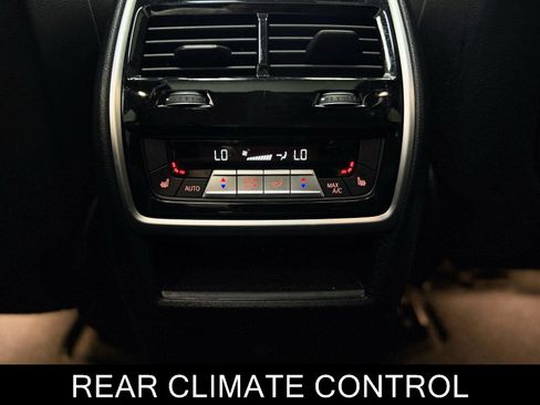 Used 2021 BMW X5 xDrive40i w/ Premium Package image 18