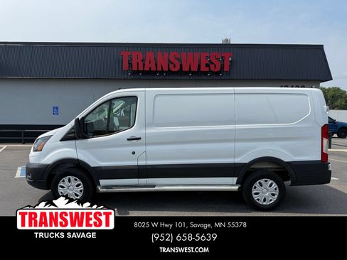 Used 2025 Ford Transit 250 Low Roof w/ Exterior Upgrade Package RWD image 2