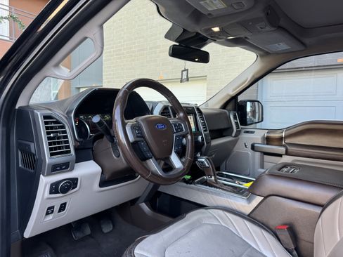 Used 2019 Ford F150 Limited image 22