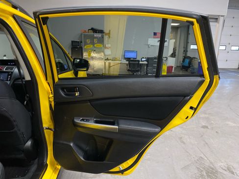 Used 2015 Subaru Crosstrek 2.0i Premium w/ Special Edition Package image 26