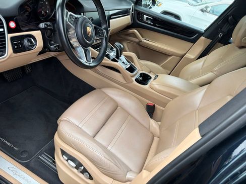 Used 2019 Porsche Cayenne AWD/4WD image 9