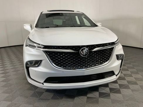 Used 2024 Buick Enclave Avenir w/ Trailering Package, 5000 lbs. FWD image 10