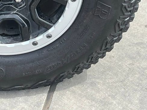 Used 2024 Ford Bronco Big Bend w/ Sasquatch Package image 8