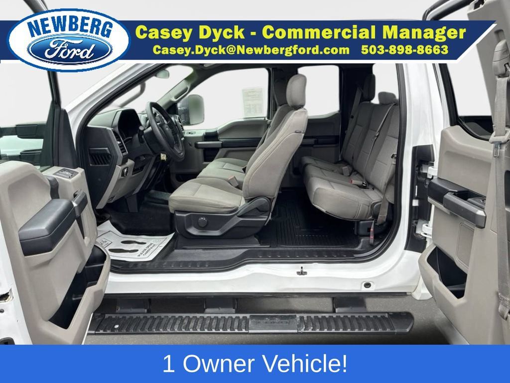 Used 2019 Ford F350 XLT w/ Camper Package AWD/4WD image 29