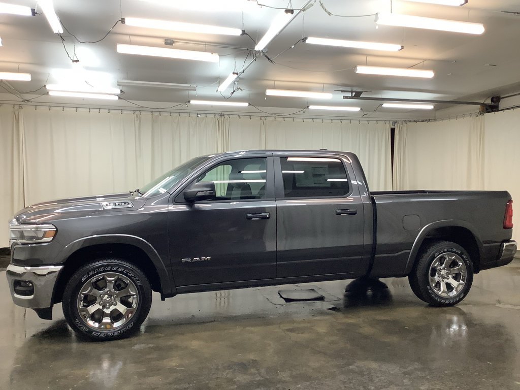 New 2026 RAM 1500 Big Horn AWD/4WD image 9