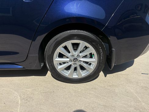 Used 2024 Toyota Corolla XLE FWD image 35