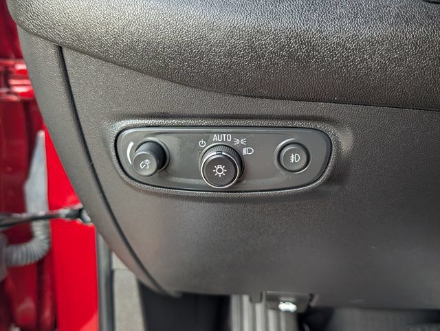 Certified 2024 Chevrolet Equinox Premier FWD image 15