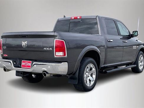 Used 2018 RAM 1500 Laramie image 5