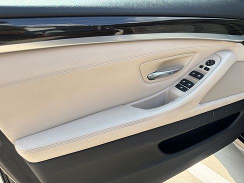 Used 2014 BMW 550i Sedan RWD image 12