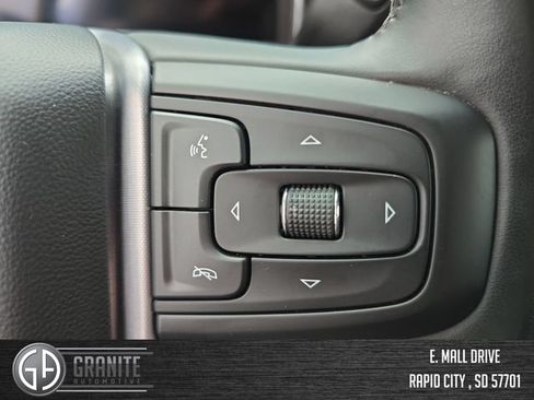 Used 2024 GMC Sierra 1500 SLT AWD/4WD image 33