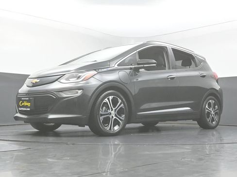 Used 2019 Chevrolet Bolt Premier w/ Infotainment Package FWD image 49
