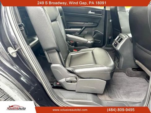 Used 2019 Volkswagen Atlas SE w/ Panoramic Sunroof Package AWD/4WD image 16