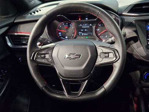 Used 2023 Chevrolet TrailBlazer RS image 25