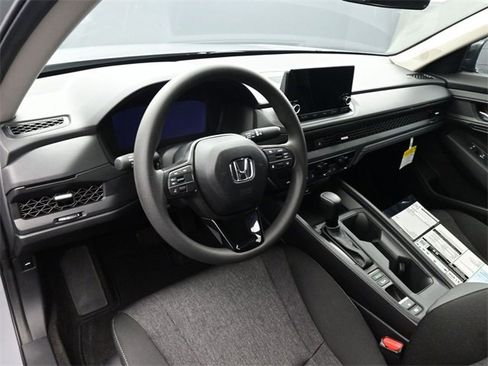 New 2025 Honda Accord SE image 7